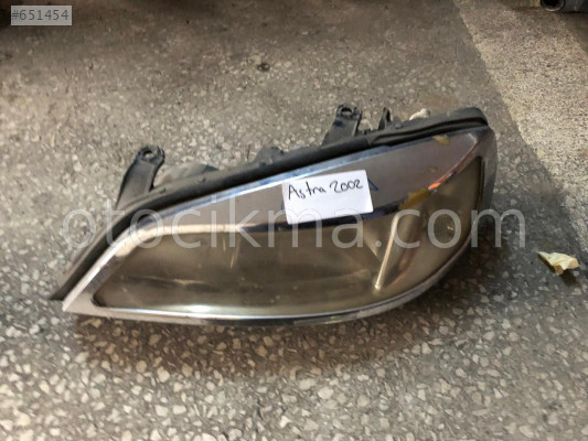 Opel Astra Sol ön far hatasız orjinal çıkma