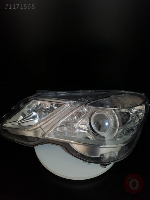 MERCEDES W212 MAKYAJLI SAĞ FAR A2129063203KZ