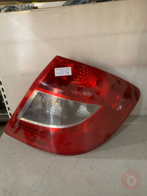RENAULT CLİO SYMBOL THALİA SAĞ DIŞ STOP 8200700047