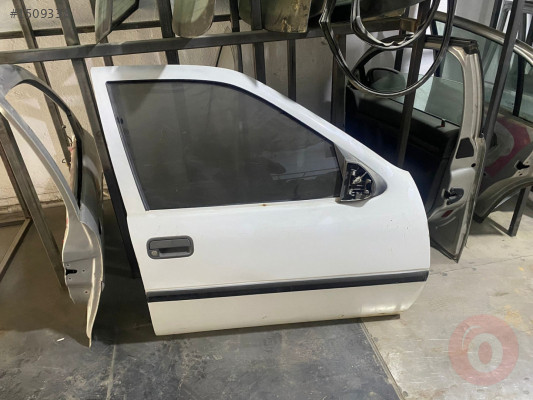 Renault 19 sağ ön kapı çıkma
