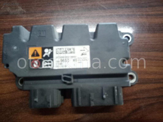 Opel zafira 2013-2015 model airbag sensor