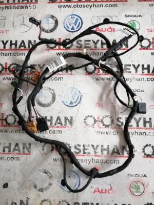 657971147A skoda scala 2020 bağaj kapağı tesisatı