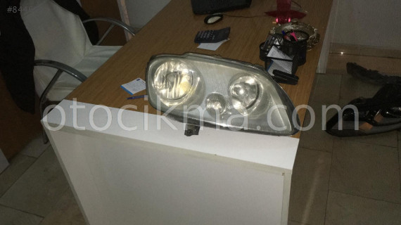 VOLKSWAGEN CADDY SAG FAR