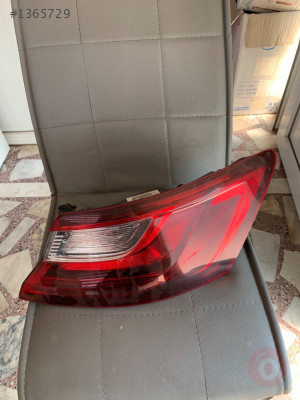 MEGANE 4 ÇIKMA ORJİNAL SAĞ ARKA STOP LAMBASI