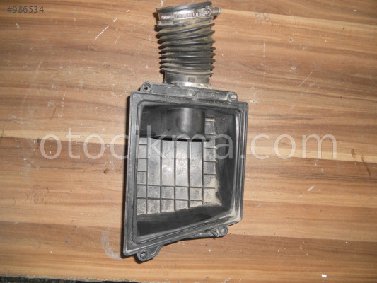 FORD FİESTA HAVA FİLTRE ÜST KAPAĞI ORJİNAL 2008-2013 MODEL