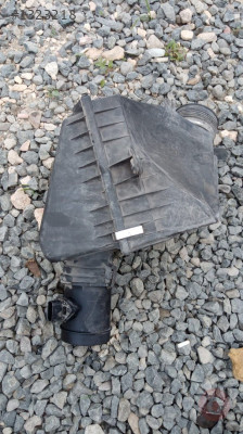 BMW E38 HAVA FİLTRE KUTUSU
