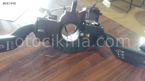 Audi A4 2015 model airbag sargısı