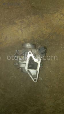 Opel astra 1.6 16v gaz kelebeği