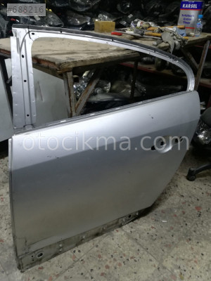 RENAULT FLUENCE SOL ARKA KAPI