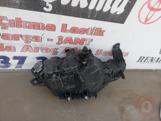 Fıat egea sol Ledli far ampulsuz