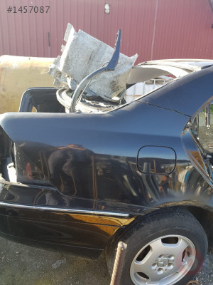 Mercedes C200 W203 Sağ Arka Çamurluk Hatasız Orjinal Çıkma