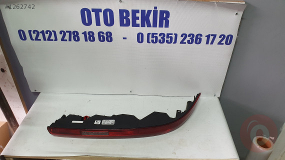 AUDİ Q7 SAG REFLEKTOR
