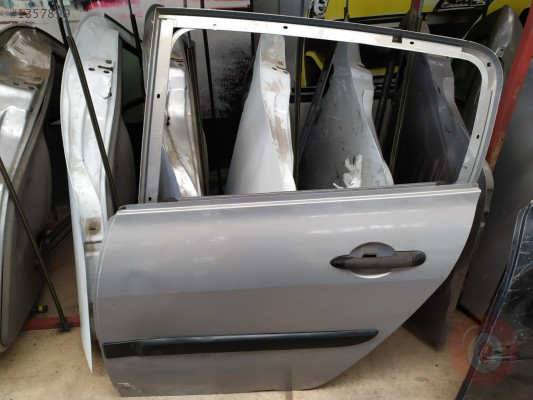 RENAULT SCENIC CIKMA ORIJINAL SOL ARKA KAPI