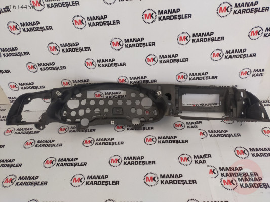 AUDİ A4 GÖSTERGE SAATİ MONTAJ BRAKETİ 8T1857735