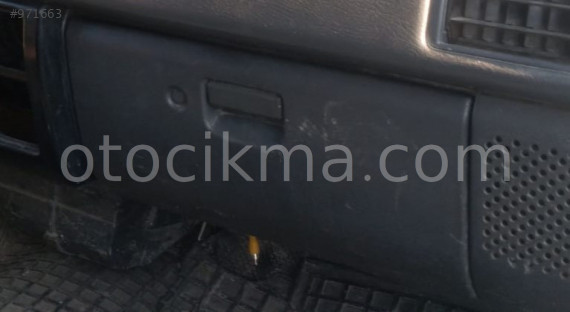 1996 model mitsubishi l300 çıkma torpido kapağı