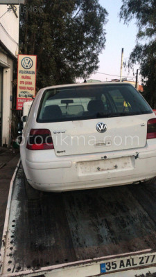 VOLKSWAGEN GOLF ÇIKMA ARKA CAM ENES OTO VOLKSWAGEN ÇIKMA DA