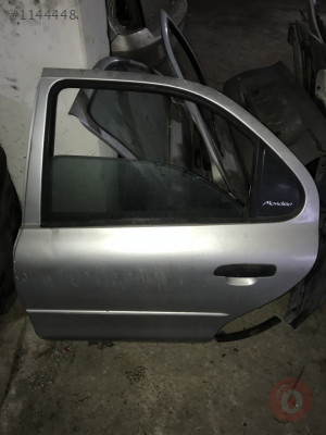 Ford mondeo sol arka kapı dolu