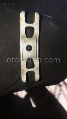 03L216V300 1.6 cay motor enjektör tutucu