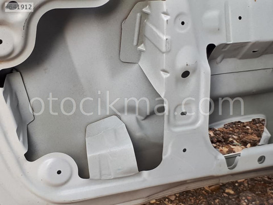 2016 opel mokka arka bagaj kapağı