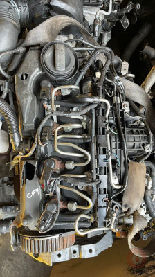 VOLKSWAGEN PASSAT 1.6 CAY KOMPLE MOTOR ÇIKMA