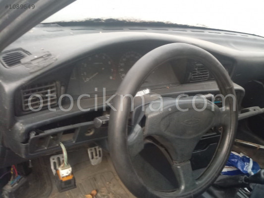 toyota corona 2.0 çıkma dolu göğüslük