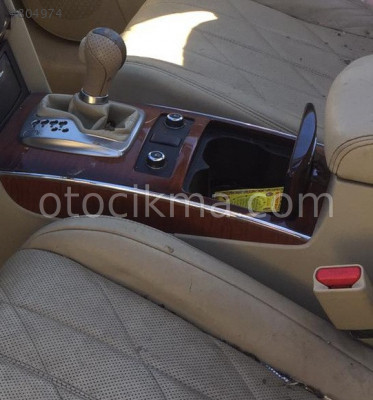INFINITI FX30D KOMPLE ÇIKMA VİTES KONSOLU.