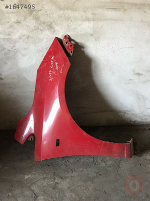 OEPL CORSA E 2017 SAĞ ÖN ÇAMURLUK