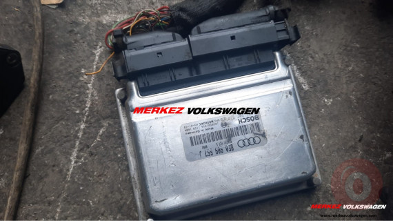 AUDİ - A6 / ALT 2.0 MOTOR BEYNİ (8E0909557J)