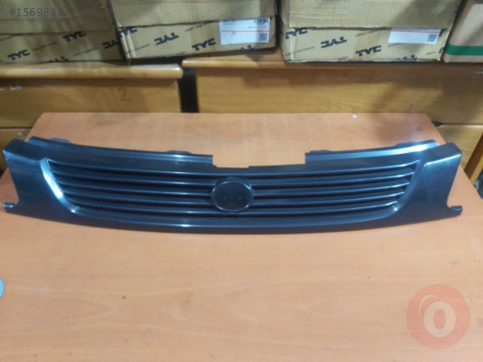 MAZDA 323 FAMİLİA 1996 - 1997 TAMPON ORTA IZGARA