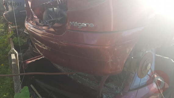 renault megane coupe çıkma arka tampon