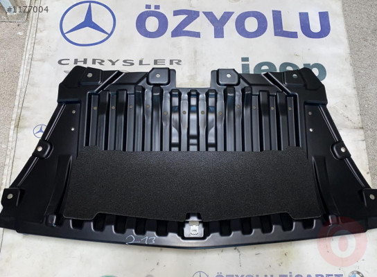 MERCEDES W213 E SERİSİ EXCUTİVE ÖN TAMPON ALT MUHAFAZA