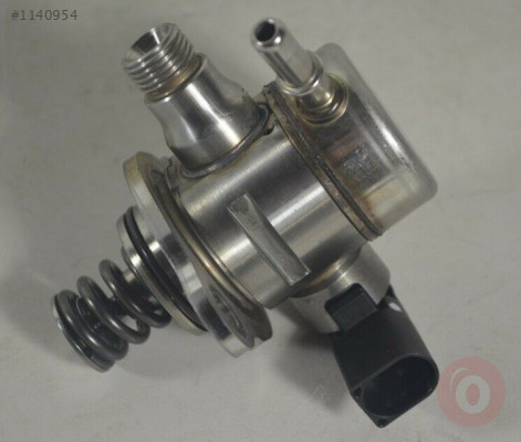 A3 KODİAQ OCTAVİA SUPERB 1.5 TSİ BENZİN POMPASI 05E127027D