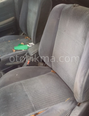 toyota corona 2.0 çıkma sol ön koltuk