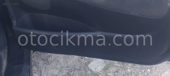 2009 model peugeot 207 1.4 çıkma sağ ön kapı cebi