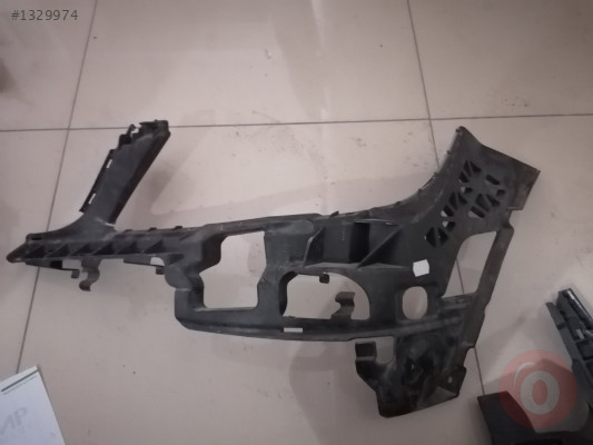 MERCEDES W204 SOL ÖN TAMPON BRAKETİ
