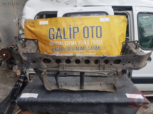 Ford Focus Ön Tampon Demiri Hatasız Orjinal Çıkma