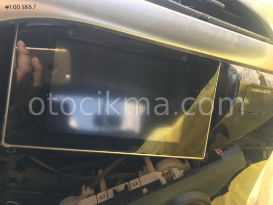 TOYOTA HİLUX REVO ÇIKMA ORJİNAL TEYP
