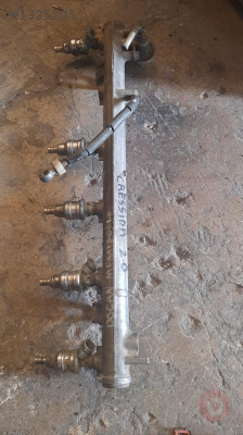 toyota cressida çıkma benzin enjektör kütüğü geri dönüş valf