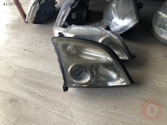 Opel vectıra C sağ far Zenon