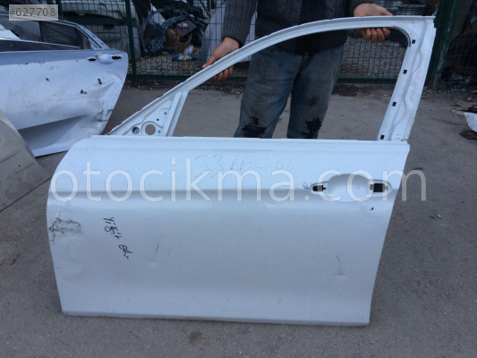 2015 BMW F30 sağ ön kapı