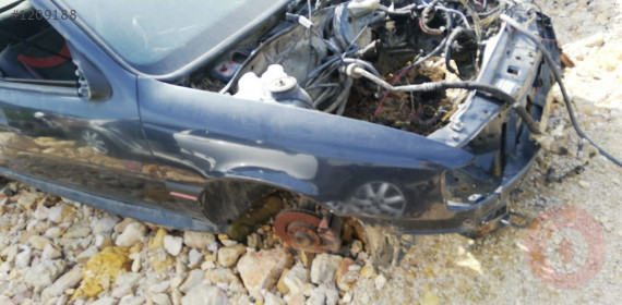 opel vectra a kasa çıkma sağ ön çamurluk.