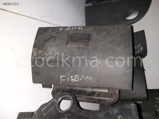 FORD FİESTA TORPİDO KAPAĞI GÜÇMANLAR OTO