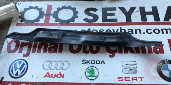 skoda octavia 2005 ön cam ızgarası altı