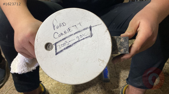 2004-2012 FORD CONNECT YAKIT DEPO KAPAĞI HATASIZ ORJ ÇIKMA