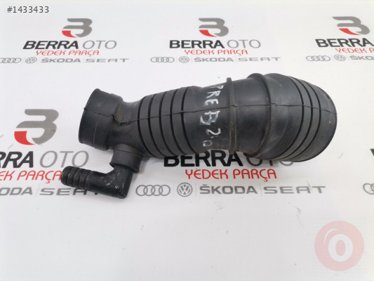 AUDİ A4 2.5 TDI HAVA FİLTRE HORTUMU 3B0129615K