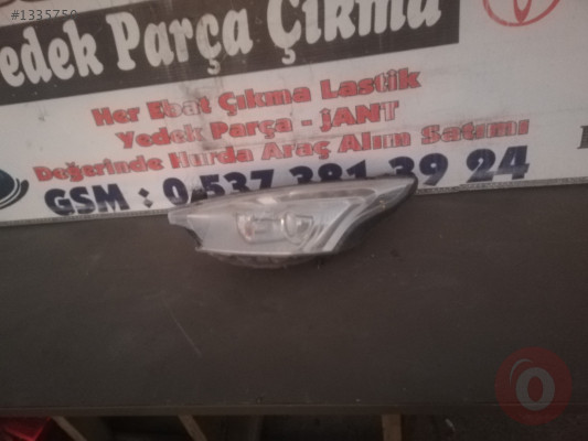 Ford B max sol ön far (camı kırık)