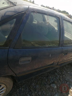 opel vectra a sag arka kapı