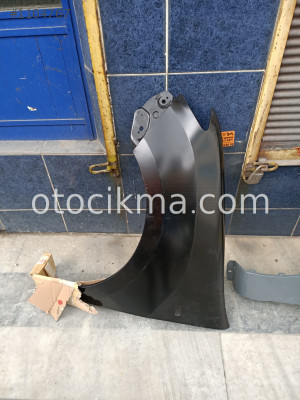 13-17 CLİO SEMBOL SOL CAMURLUK SİFİR OTOBEKİR