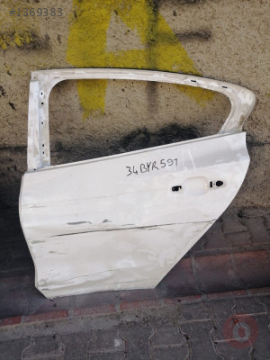 FORD FOCUS 4 ÇIKMA SOL ARKA KAPI ORJİNAL