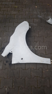 FORD CONNECT SAĞ ÖN ÇAMURLUK MAHİR OTO'DAN ÇIKMA ORİJİNAL